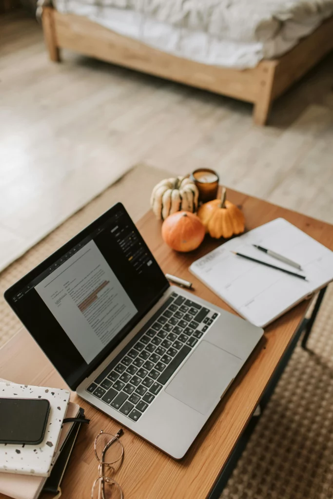 template canva communication automne